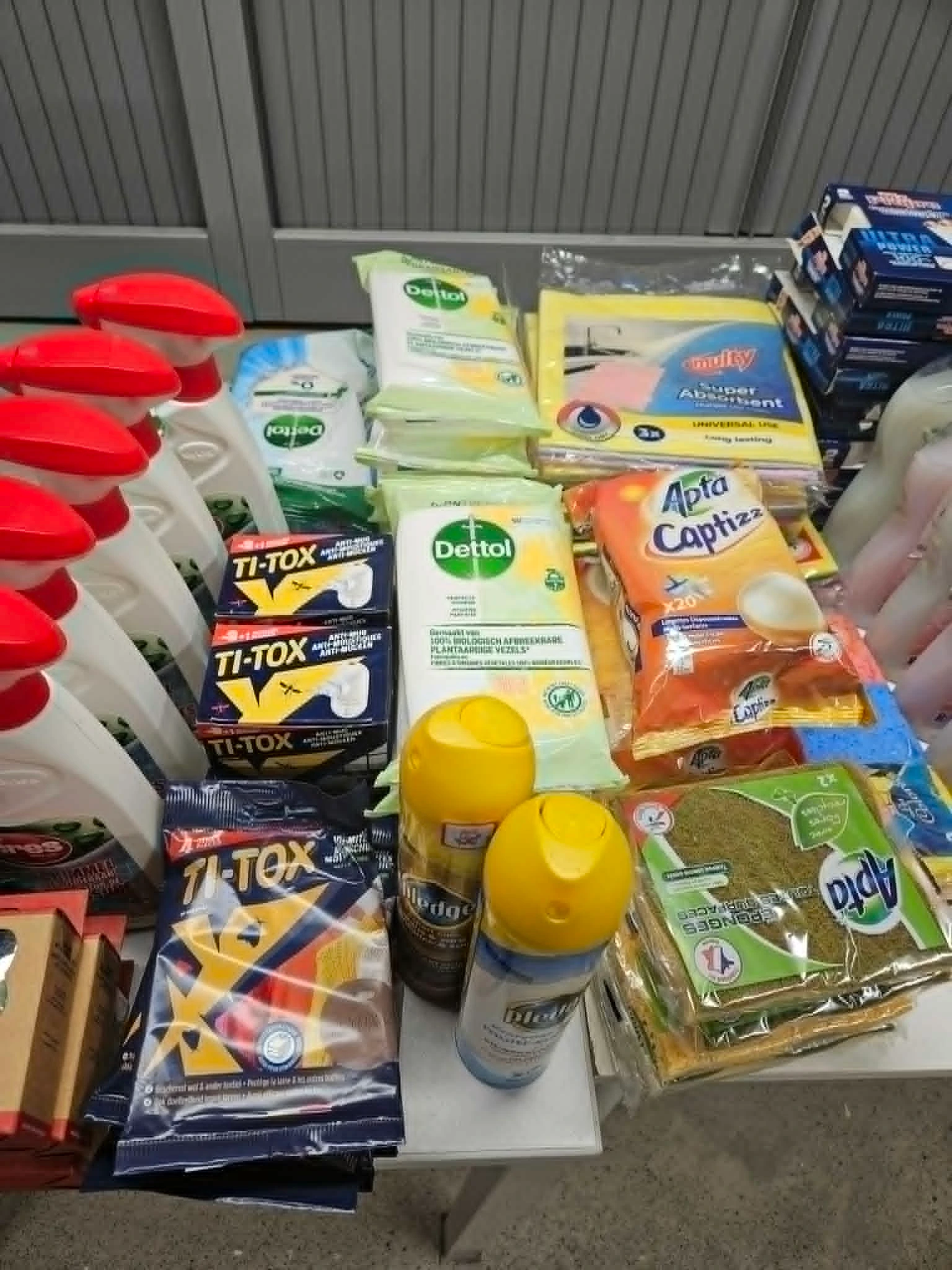 Lote de cosméticos e produtos de limpeza, tudo ou por peças – photo 15
